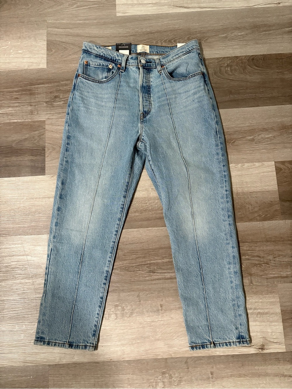 Levi’s 501 Women’s Crop Jeans 31x26 High Rise Straight Leg Light Wash NWT